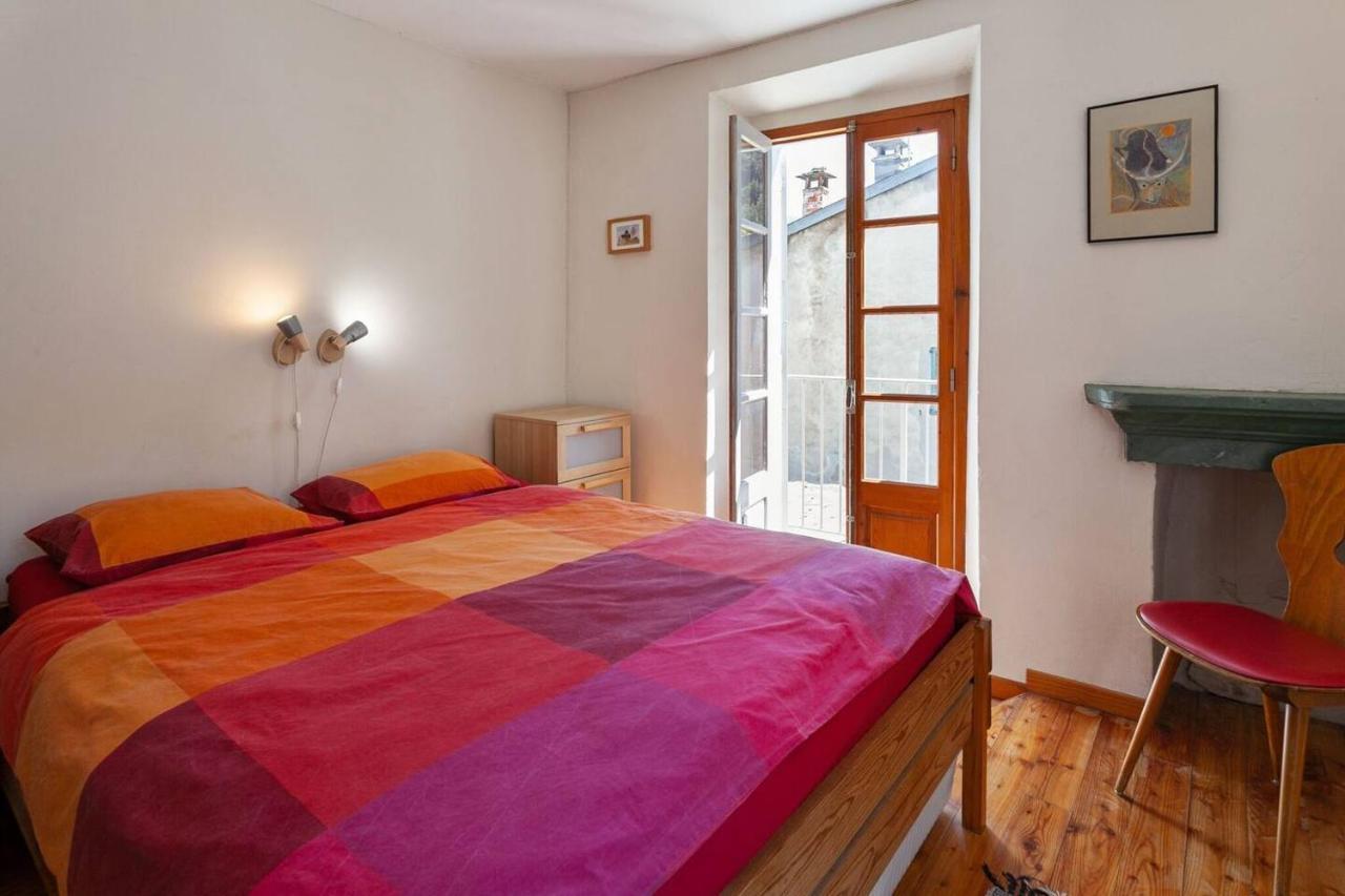 Sunny 1-Bed Apartment In Lovely Mountain Village La Brigue Exterior photo